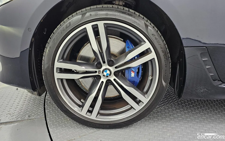 BMW 6 Series GT 630i xDrive M 2022 — миниатюра 2