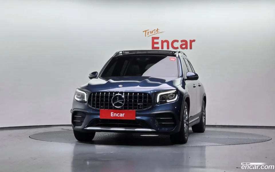 Mercedes-Benz GLB-Class AMG GLB35 4MATIC 2022 — миниатюра 3