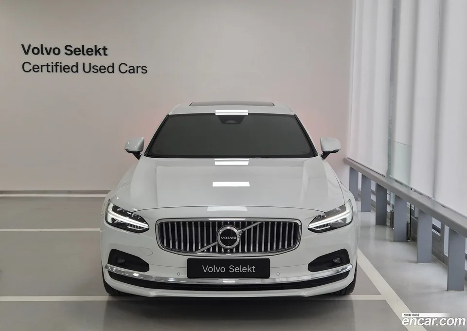 Volvo S90 B5 2024 — миниатюра 3