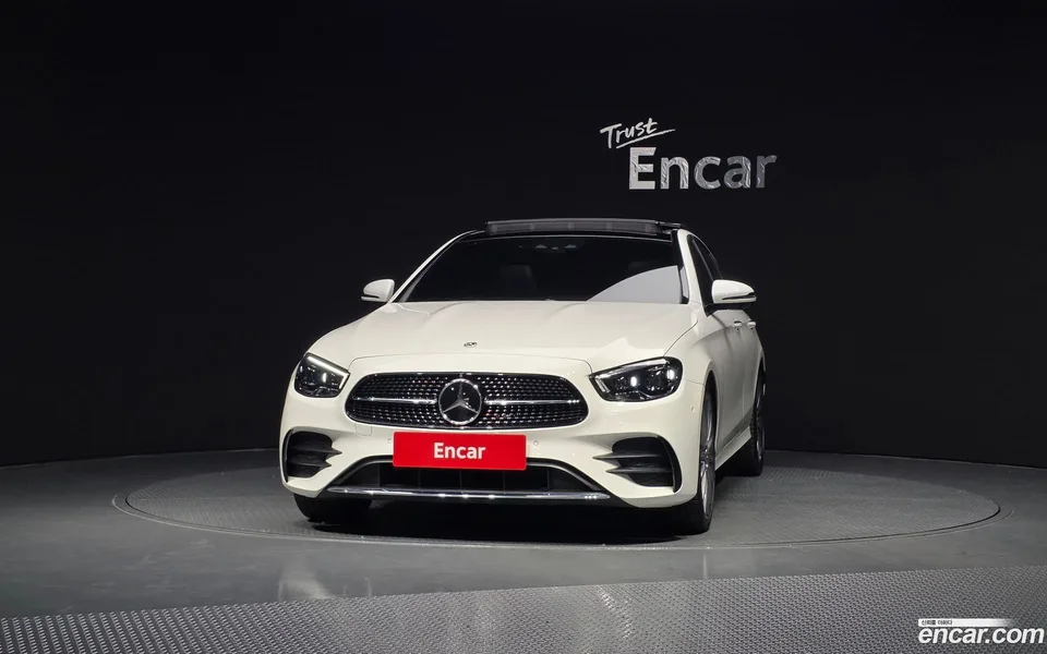 Mercedes-Benz E-Class E350 4MATIC AMG Line 2022 — миниатюра 3