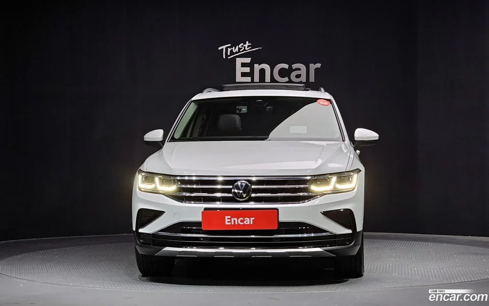 Volkswagen Tiguan 2.0 TDI 4 2023 — миниатюра 3