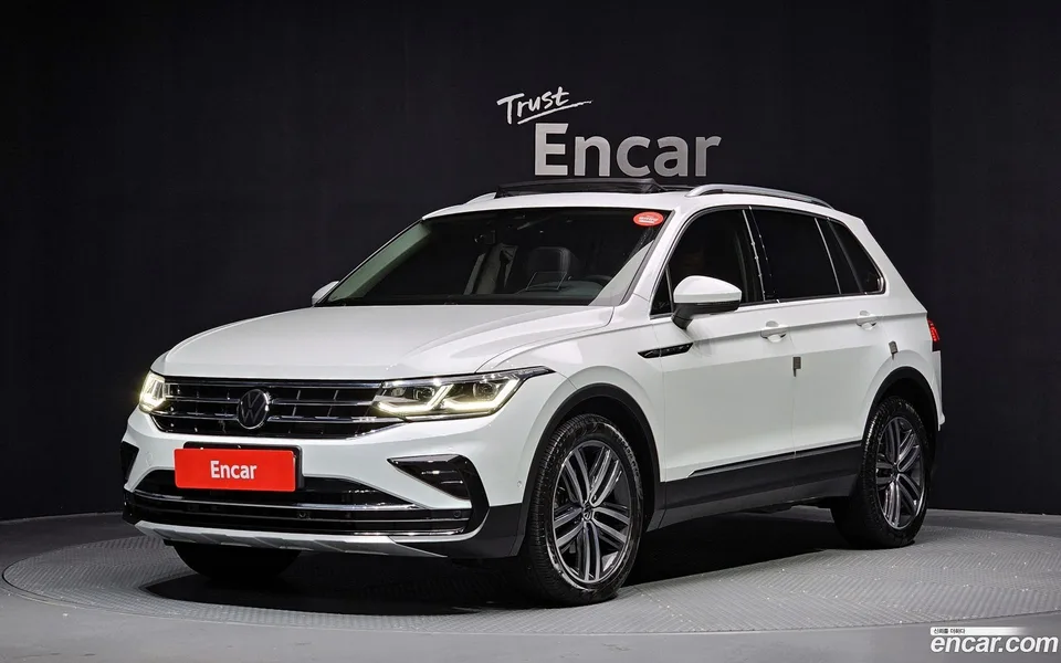 Volkswagen Tiguan 2.0 TDI 4 2023 — фото 1, купить с доставкой в Москву