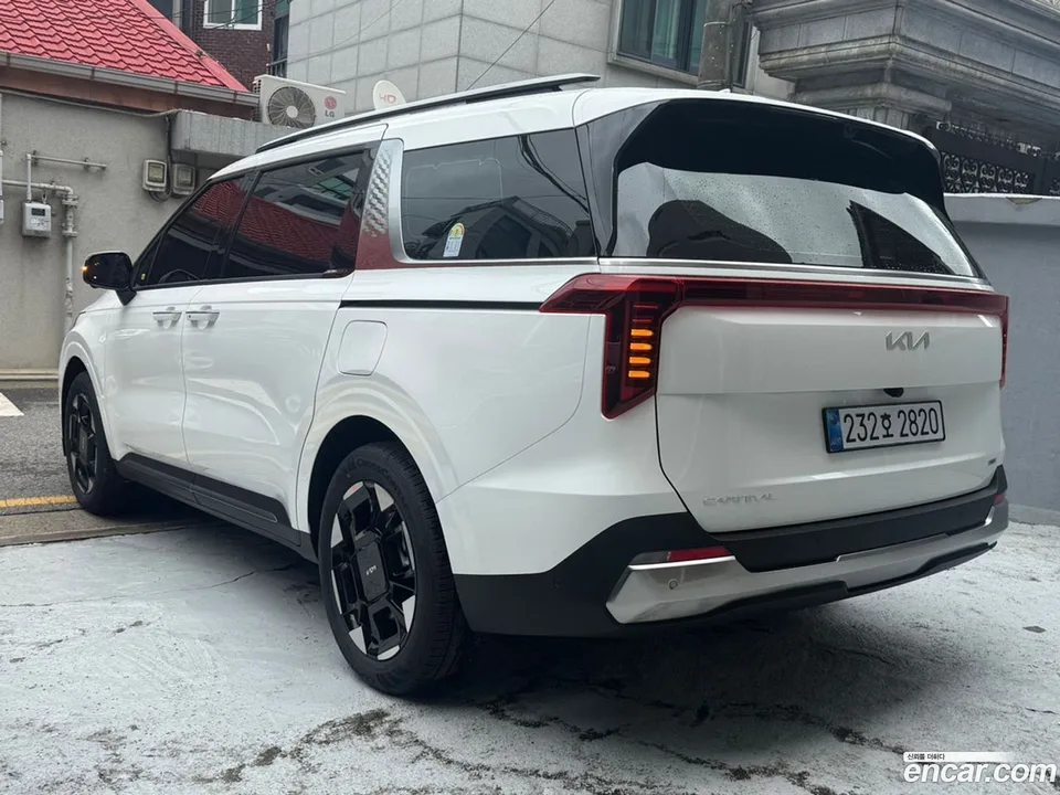 Kia Carnival HEV 9 2025 — миниатюра 2
