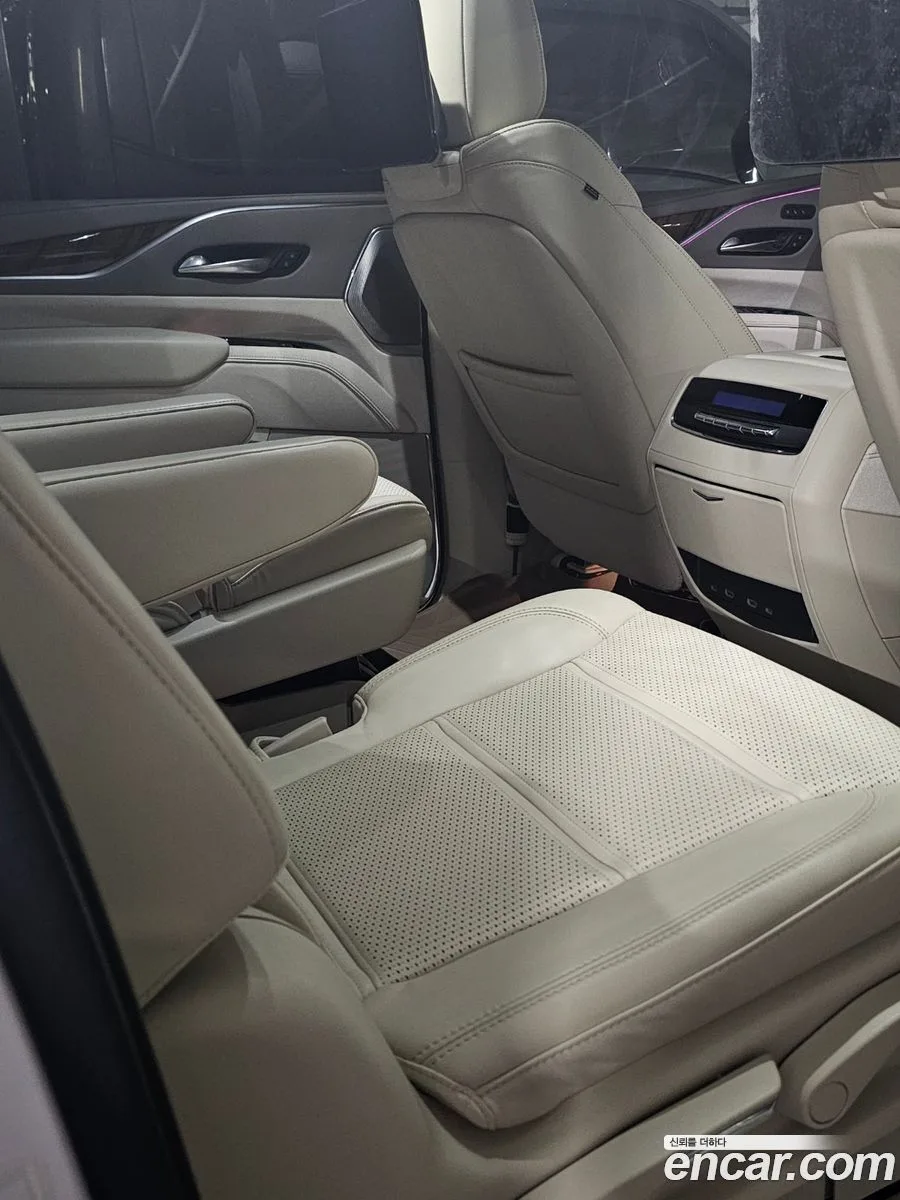 Cadillac Escalade 6.2 ESV 2022 — миниатюра 5