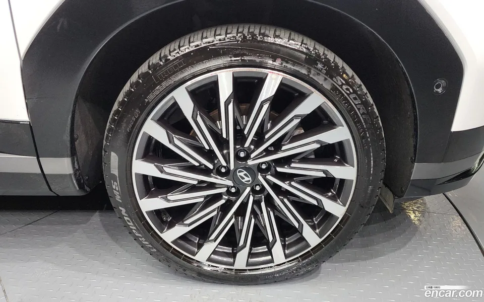 Hyundai SantaFe 2.5T 2WD 2023 — миниатюра 2