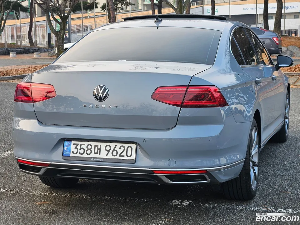 Volkswagen Passat GT 2.0 TDI 2022 — миниатюра 2