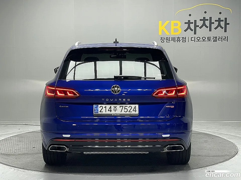 Volkswagen Touareg 3.0 TDI R-Line 2023 — миниатюра 4