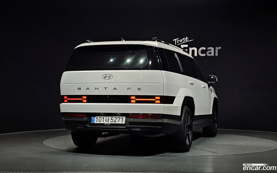Hyundai SantaFe HEV 1.6 2WD 2023 — миниатюра 4