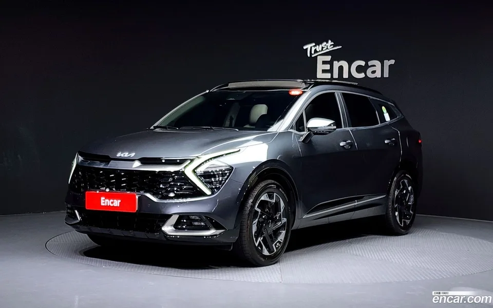 Kia Sportage 2.0 2WD 2022 — фото 1, купить с доставкой в Москву