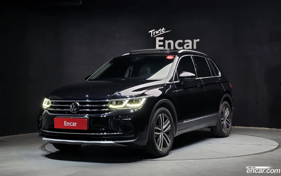 Volkswagen Tiguan 2.0 TDI 2022 — фото 1, купить с доставкой в Москву