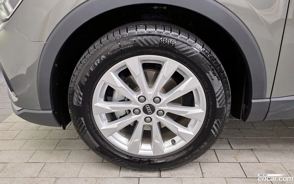 Audi Q3 35 TDI 2023 — миниатюра 2