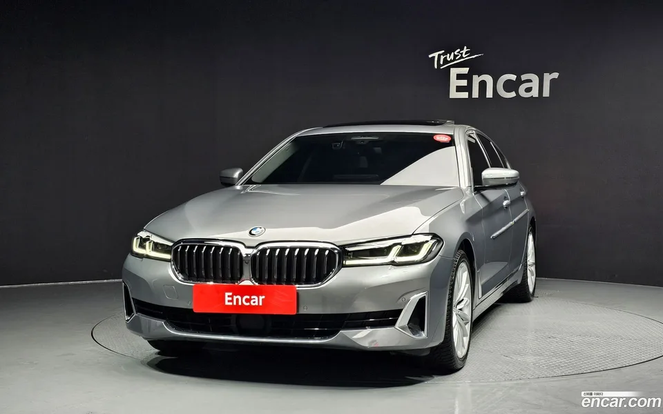 BMW 5 Series 530i 2023 — миниатюра 3