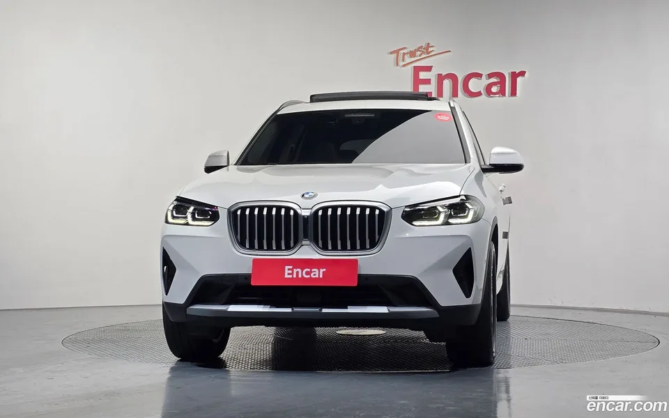 BMW X3 xDrive 20i 2022 — миниатюра 3
