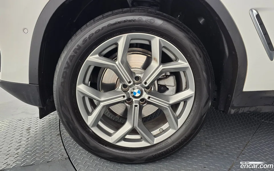 BMW X3 xDrive 20i 2022 — миниатюра 5