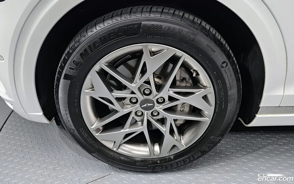 Genesis GV70 2.5T AWD 2023 — миниатюра 5