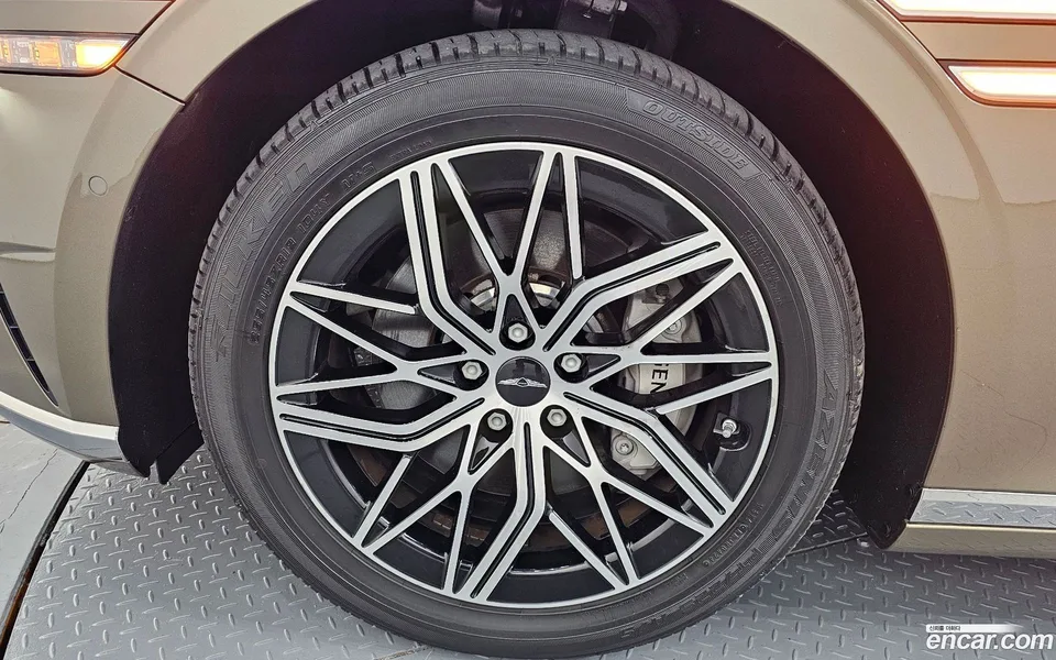 Genesis G90 3.5 2WD 2022 — миниатюра 2