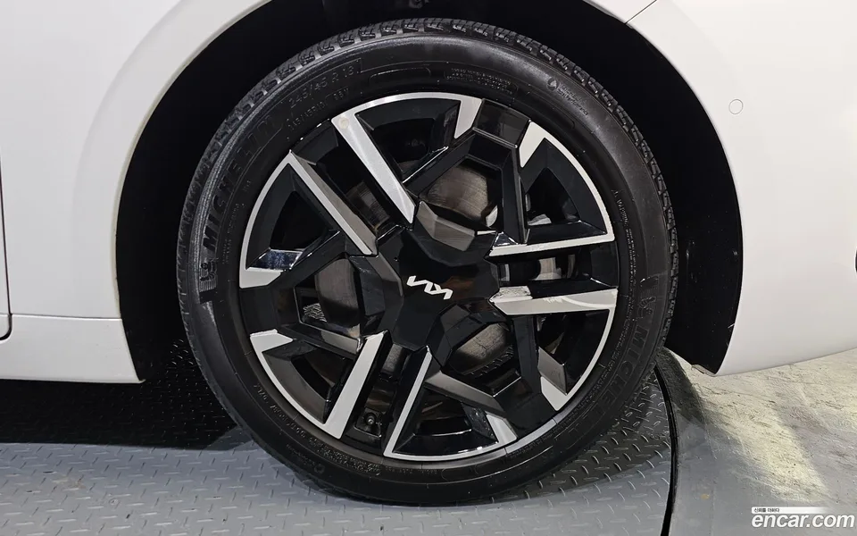 Kia K8 2.5 2WD 2024 — миниатюра 2