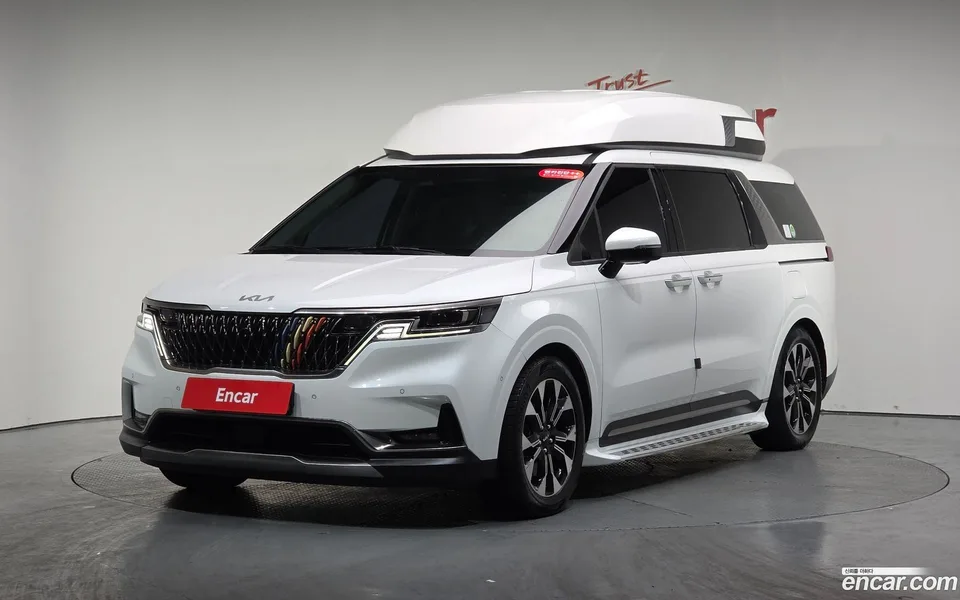 Kia Carnival 9 () 2022 — фото 1, купить с доставкой в Москву