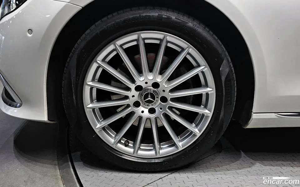 Mercedes-Benz E-Class E250 2022 — миниатюра 2