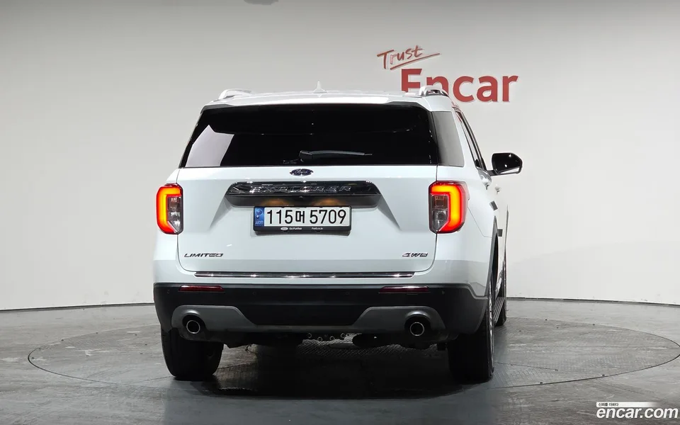 Ford Explorer 2.3 4WD 2022 — миниатюра 4