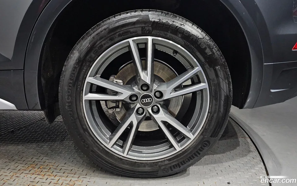 Audi Q5 45 TFSI 2022 — миниатюра 2