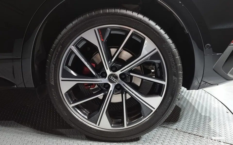 Audi SQ5 3.0 TFSI 2023 — миниатюра 2