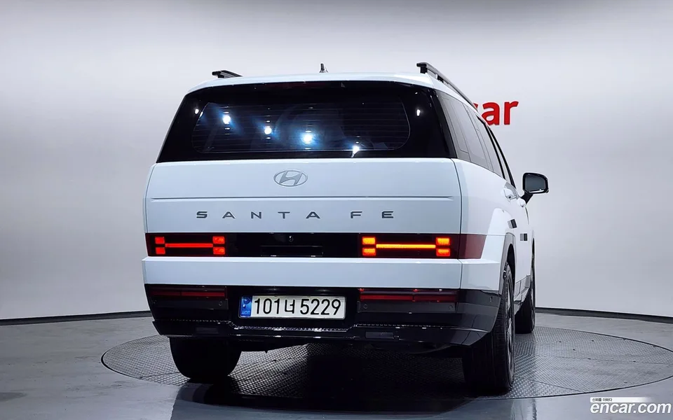 Hyundai SantaFe HEV 1.6 2WD 2023 — миниатюра 4