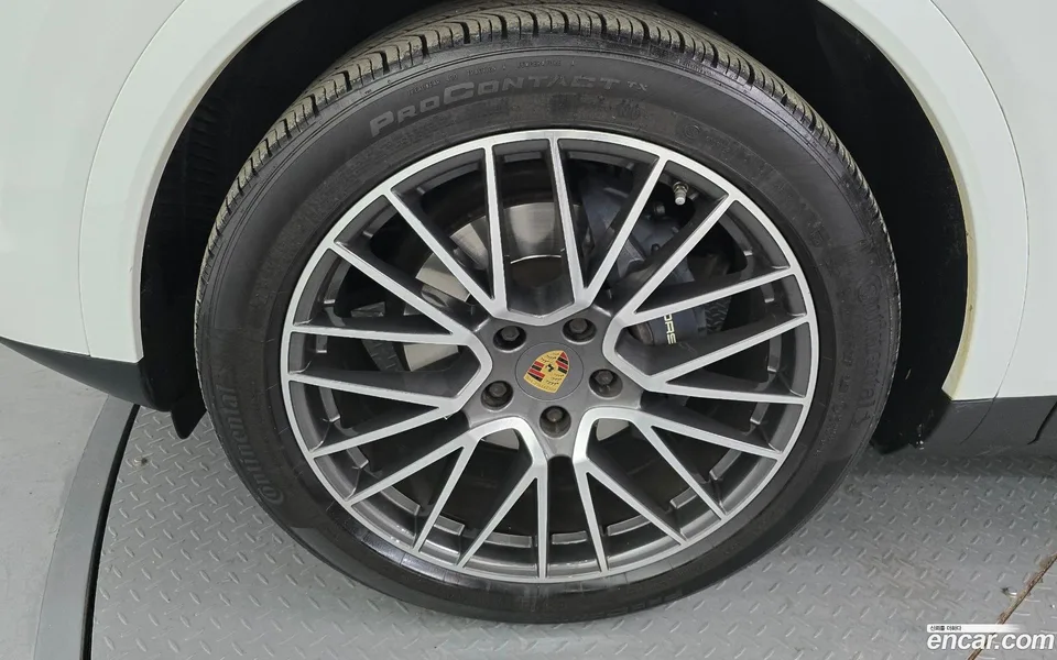 Porsche Cayenne 3.0 2022 — миниатюра 5