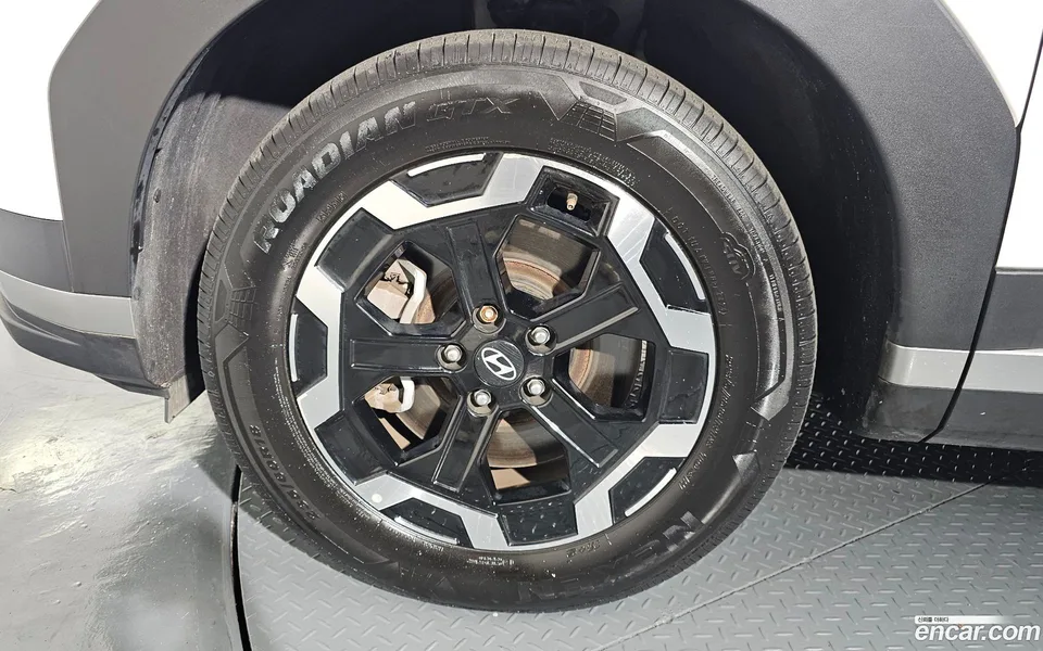 Hyundai SantaFe 2.5T 2WD 2023 — миниатюра 2