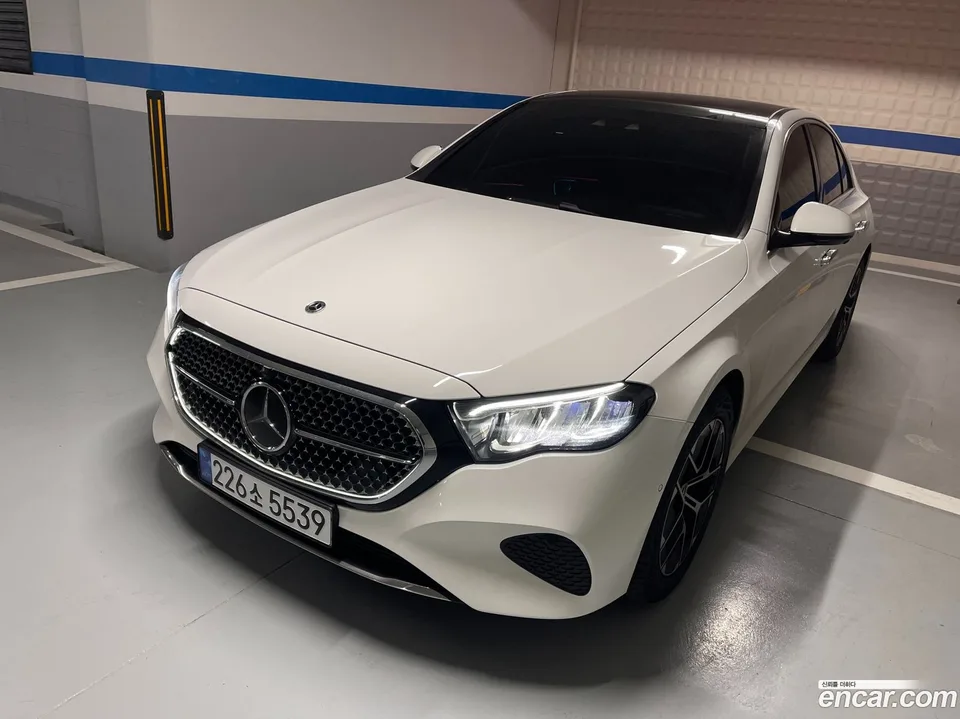 Mercedes-Benz E-Class E200 2025 — фото 1, купить с доставкой в Москву