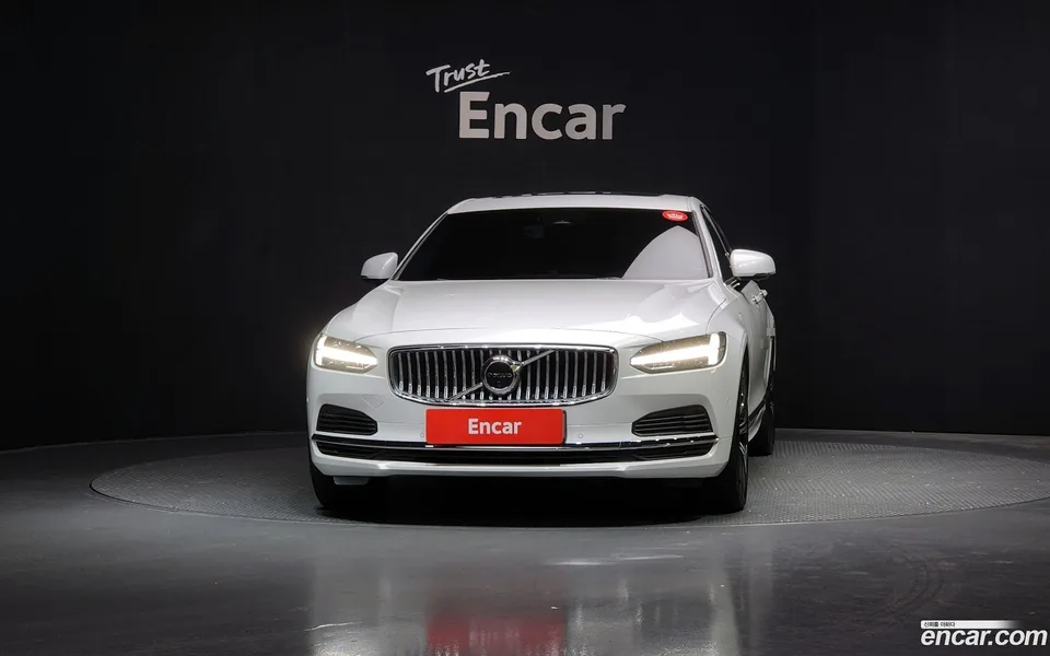 Volvo S90 T8 AWD 2023 — thumbnail 3