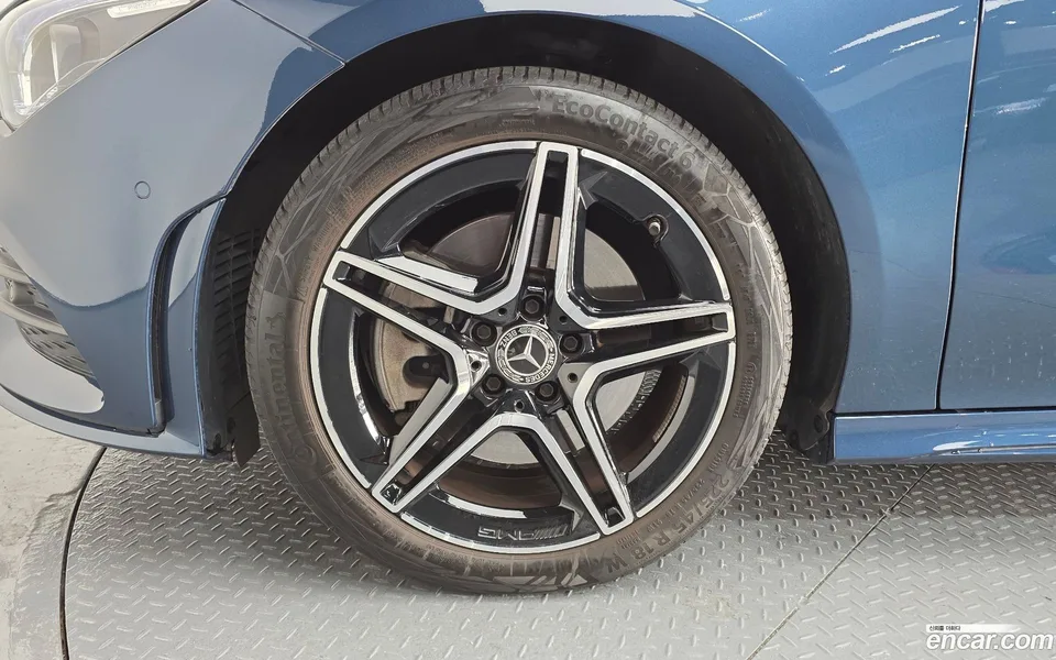 Mercedes-Benz CLA-Class CLA250 4MATIC 2022 — миниатюра 2