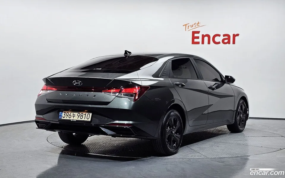 Hyundai Avante 1.6 2023 — миниатюра 2