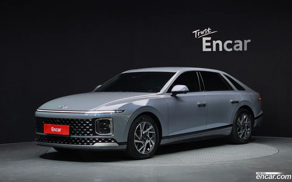 Hyundai Grandeur Hybrid 2023 — фото 1, купить с доставкой в Москву