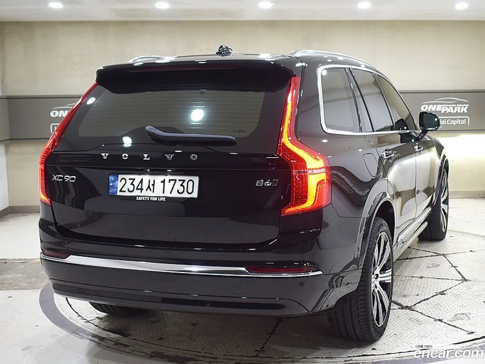Volvo XC90 B6 2022 — миниатюра 3