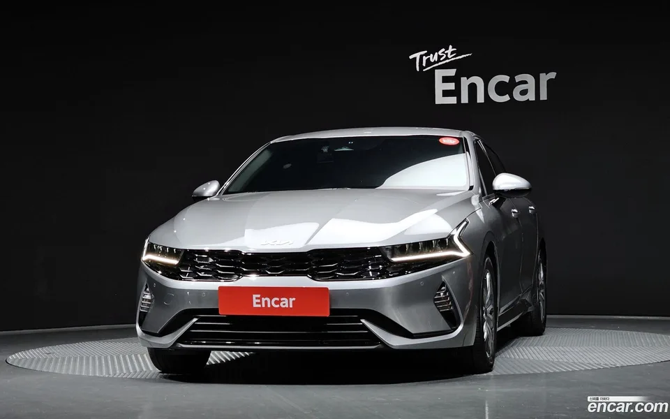Kia K5 Hybrid 2023 — миниатюра 3