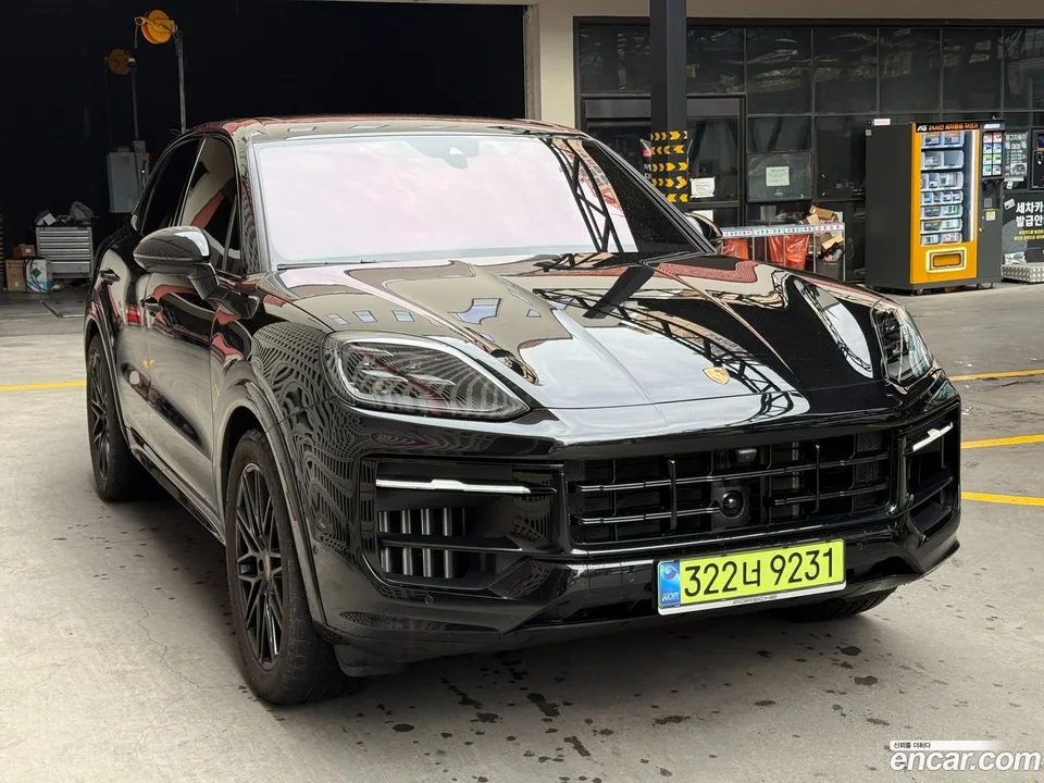 Porsche Cayenne 3.0 2025 — миниатюра 3