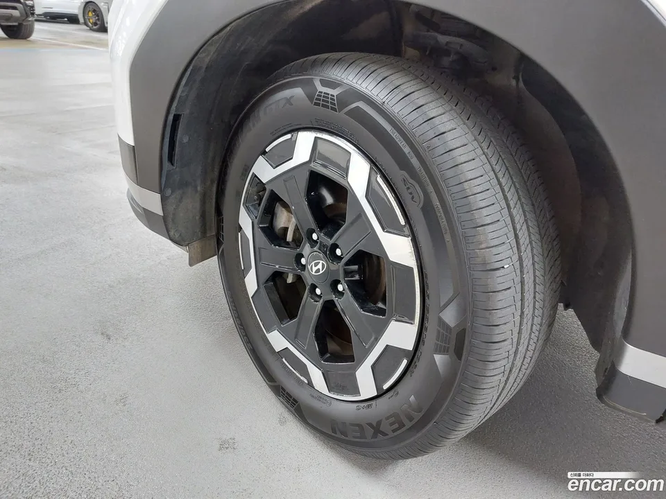 Hyundai SantaFe 2.5T 2WD 2023 — миниатюра 2