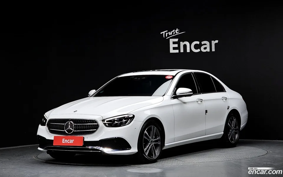 Mercedes-Benz E-Class E250 2023 — фото 1, купить с доставкой в Москву