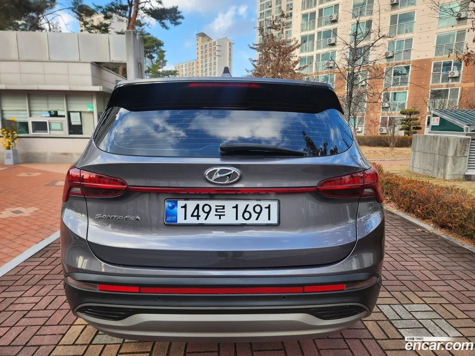 Hyundai SantaFe 2.2 2WD 2022 — миниатюра 3