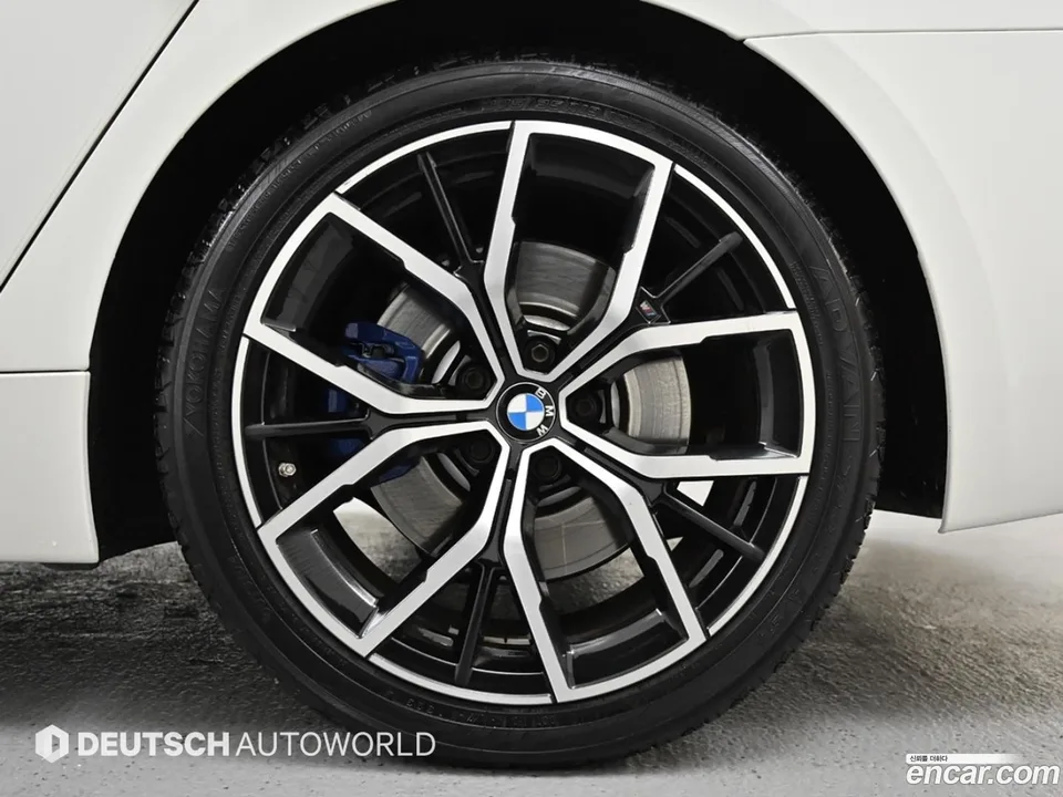 BMW 5 Series 530i M 2022 — миниатюра 2