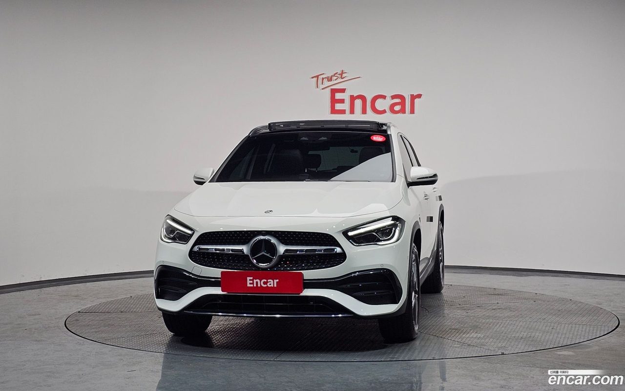 Mercedes-Benz GLA-Class 2022 — 3