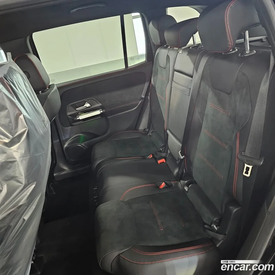 Mercedes-Benz GLB-Class GLB250 4MATIC 2023 — миниатюра 3