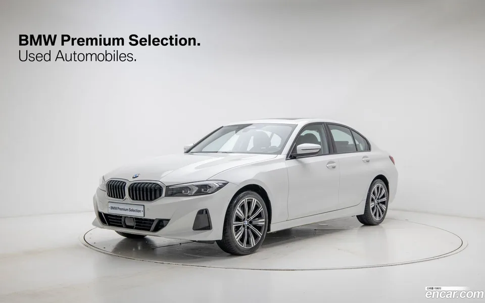 BMW 3 Series 320i 2025 — фото 1, купить с доставкой в Москву