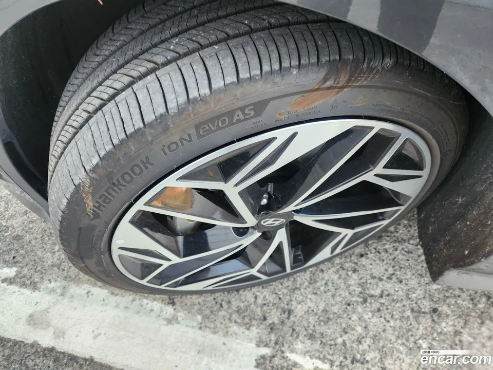 Hyundai Ioniq 6 2023 — миниатюра 5