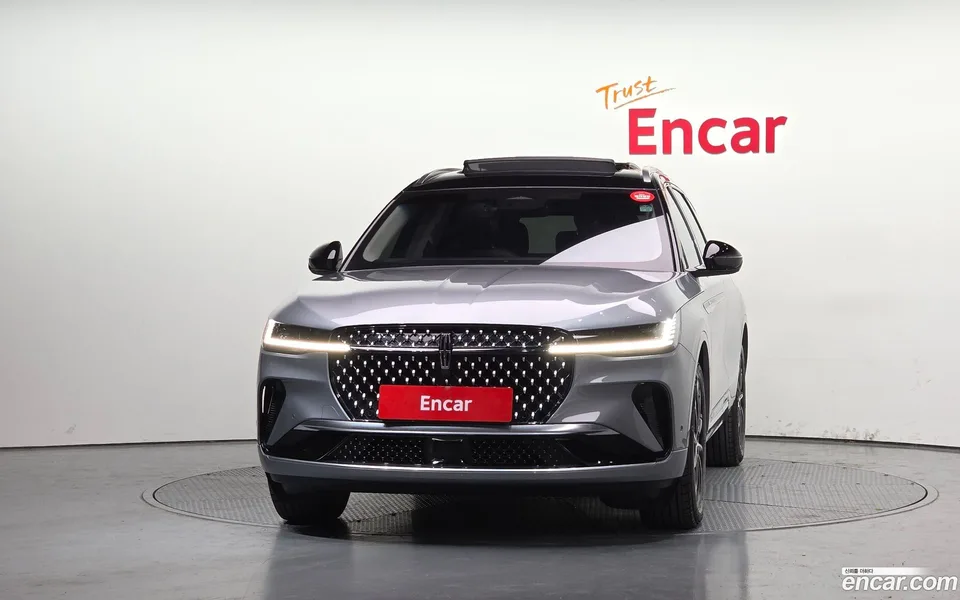 Lincoln Nautilus 2.0 AWD 2024 — миниатюра 3