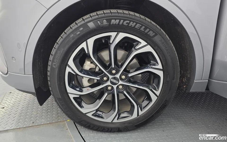 Lincoln Nautilus 2.0 AWD 2024 — миниатюра 5