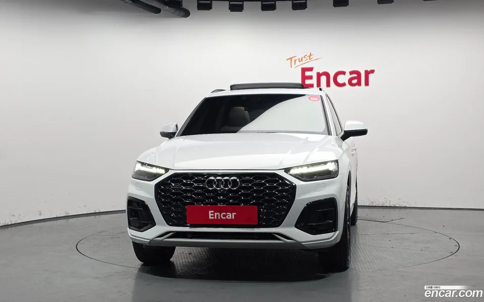 Audi Q5 45 TFSI 2023 — миниатюра 3