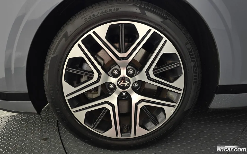 Hyundai Grandeur 3.5 LPG 2WD 2023 — миниатюра 2