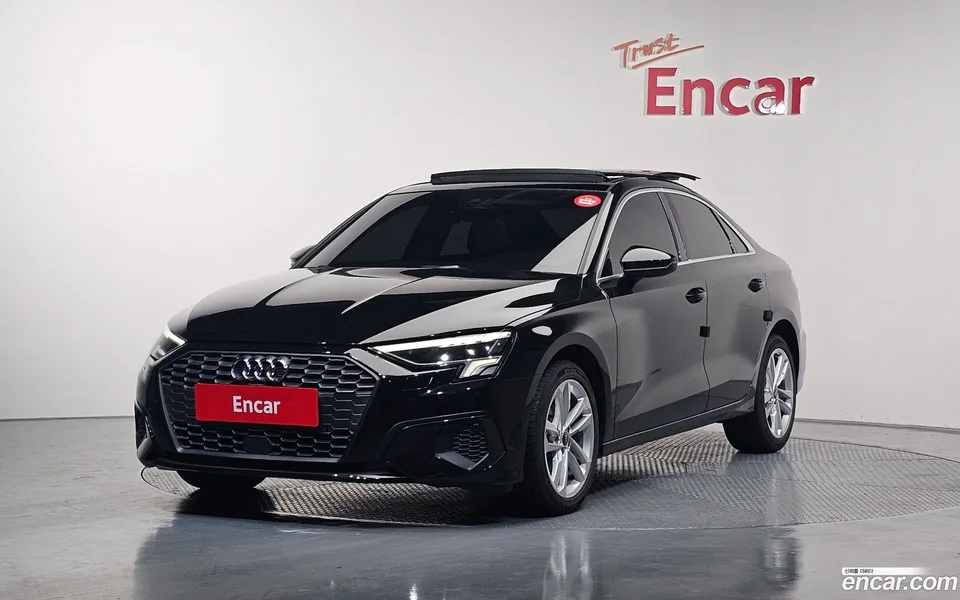Audi A3 (8Y) 40 TFSI 2022 — фото 1, купить с доставкой в Москву